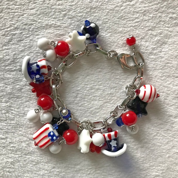 Jewelry - NEW Handmade Patriotic Lampwork Glass Charm Bracelet
